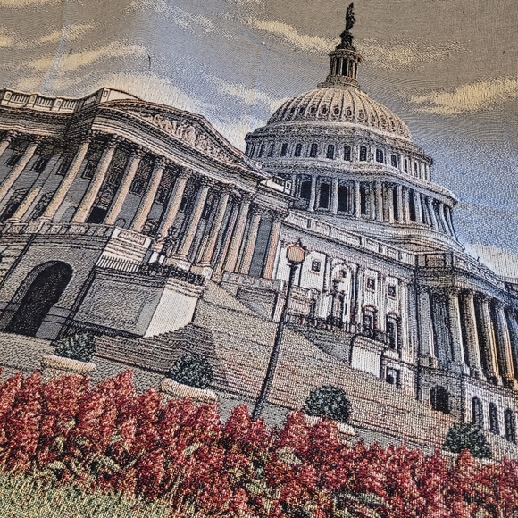 US Capital Building Tapestry Throw - Picture 7 of 14